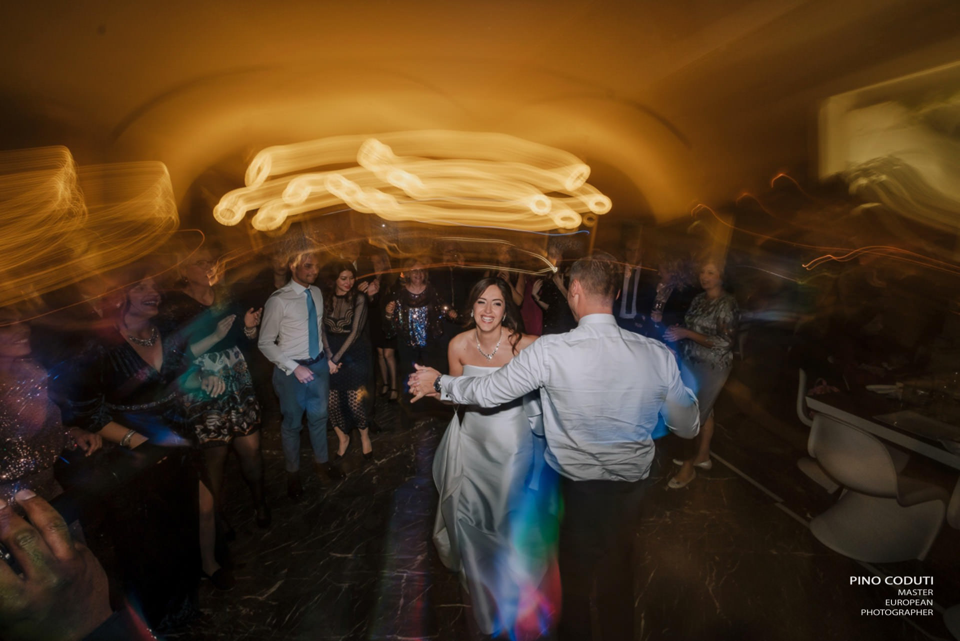 Fotografie di sposi a Donna Lavinia Trani