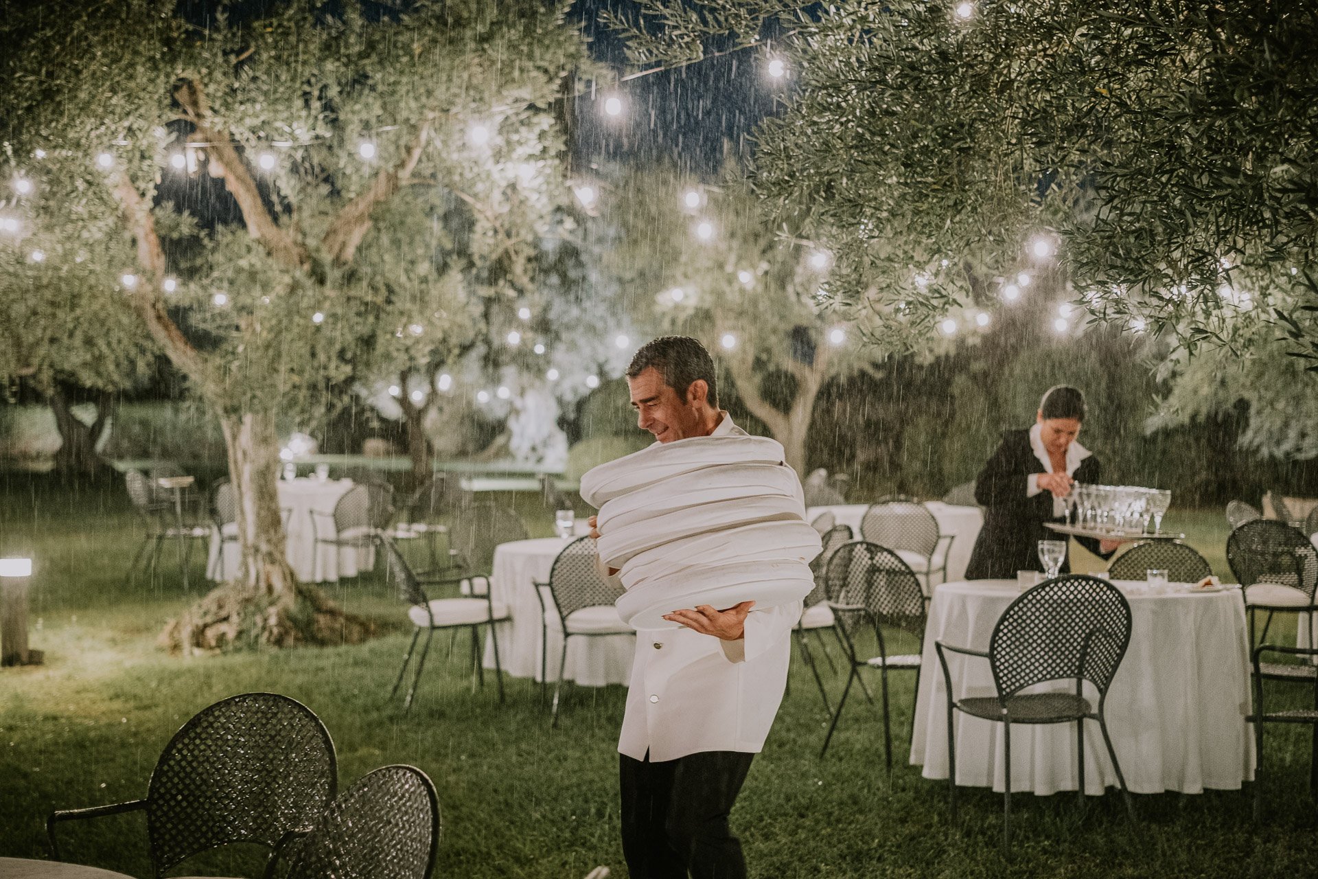 Matrimonio a Villa Sant'Elia arriva la pioggia