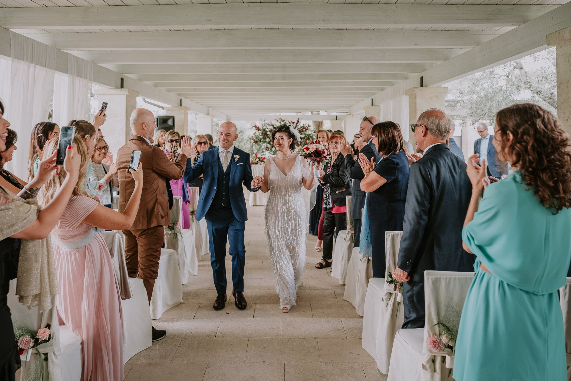 Matrimonio a Villa Sant'Elia felicità degli sposi