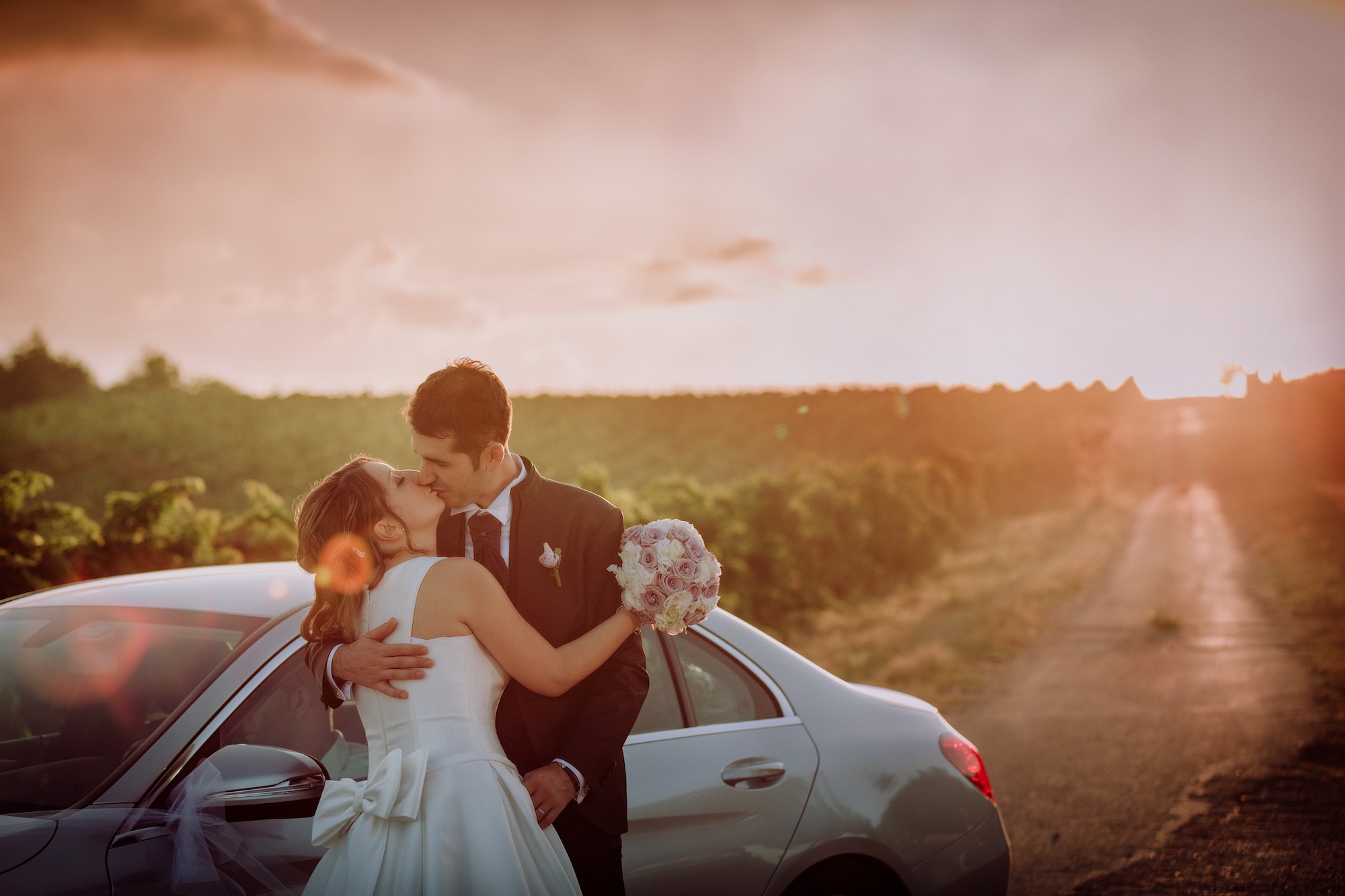 Sposi fotografati tra i vigneti di Abruzzo
