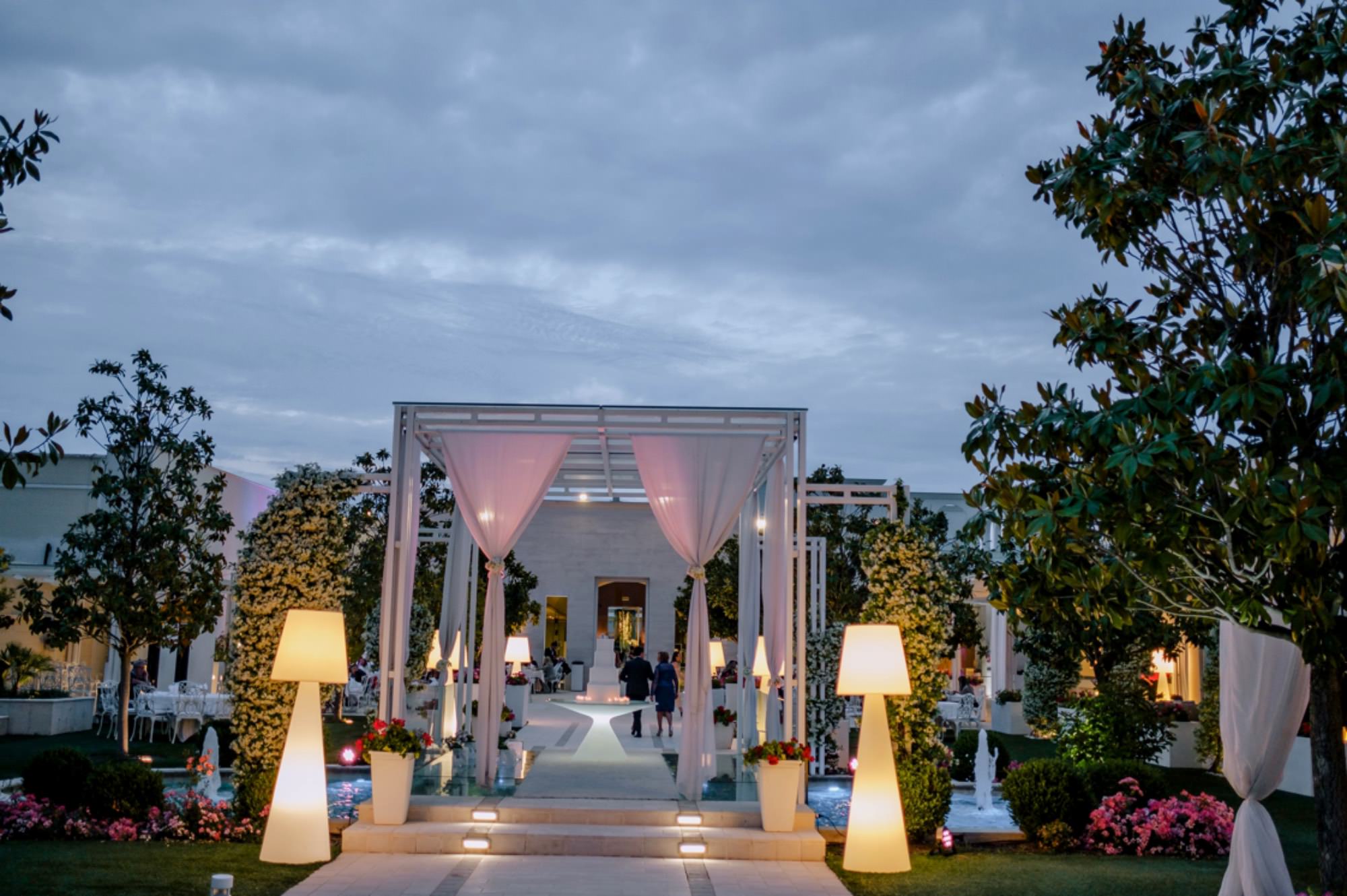 Taglio della Torta a Donna Lavinia Bianchi