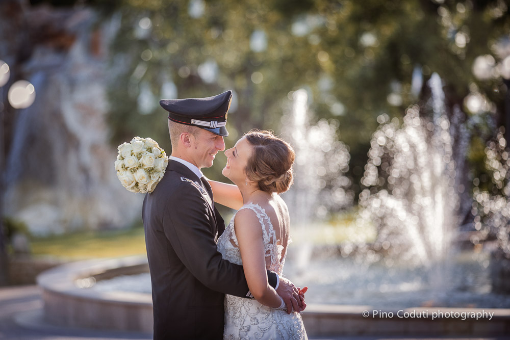 Gli sposi al Giardino del mago di Canosa