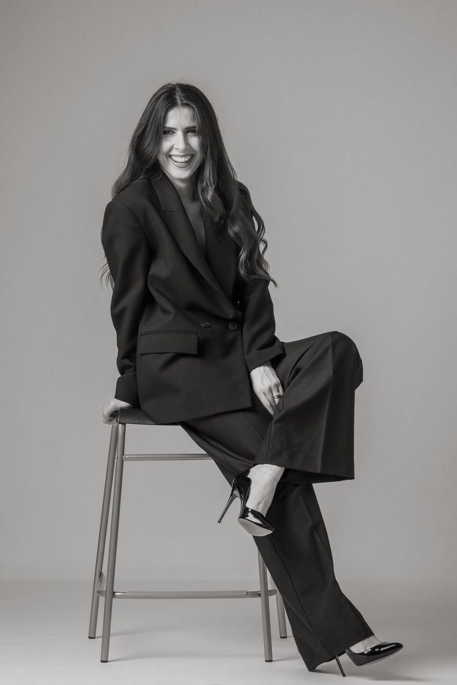 Ritratto aziendale di una donna manager elegante