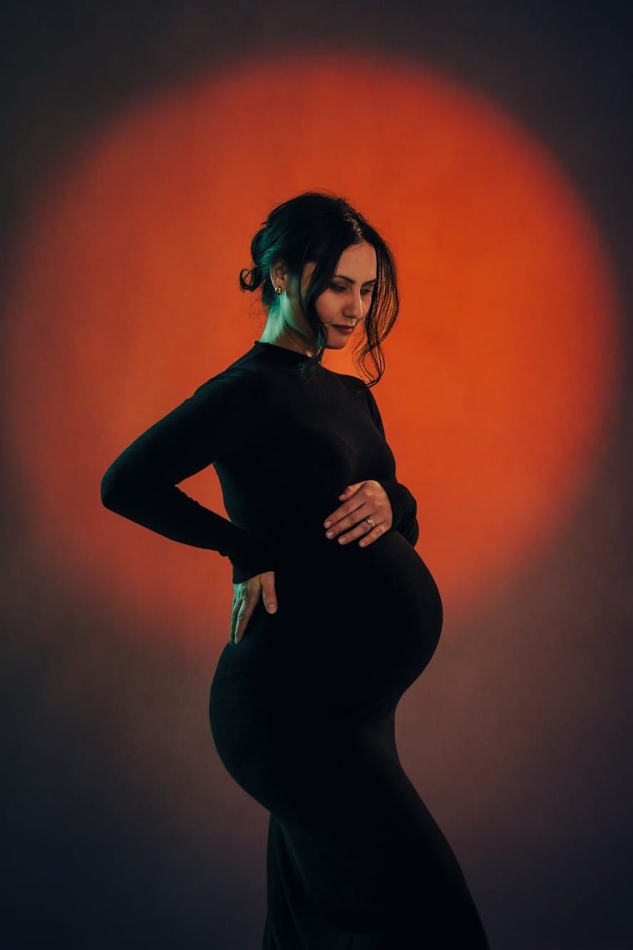 Foto premaman in stile total black