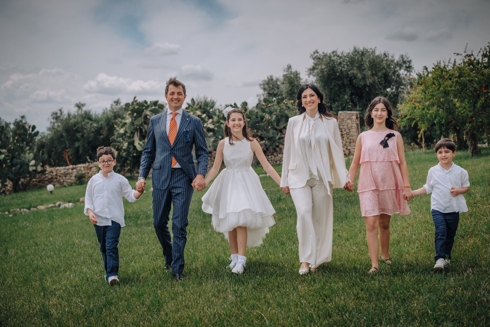 Ritratto di famiglia Ritratto professionale di una famiglia numerosa