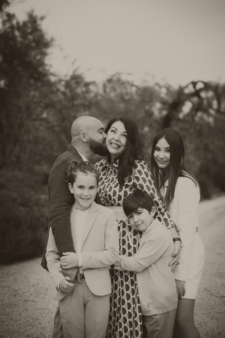 Foto ricordo di famiglia in stile anticato bianco e nero