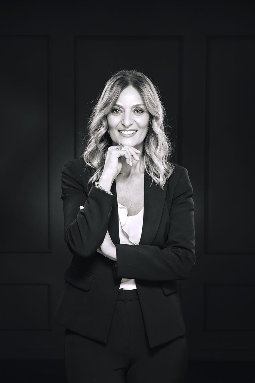 Ritratto professionale di un imprenditore realizzato in studio fotografico